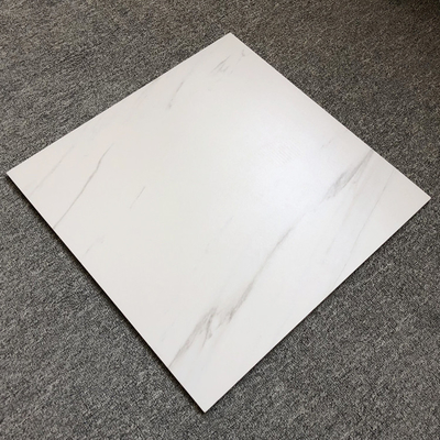 Absorção de água 0,5% 60x60 azulejos para piscina padrão em modelo de piso de escada de design