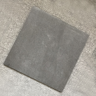 Áreas interiores para tráfego pesado azulejos de porcelana vitrificados em cinza escuro 600 x 600 mm